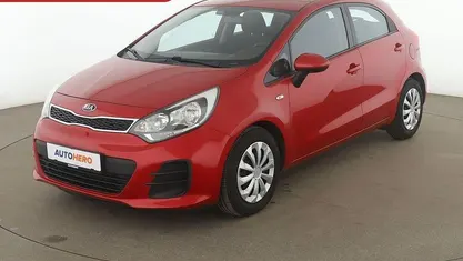 Gebraucht Kia Rio Edition 7 84 PS (61 kW) 2015 Rot Limousine