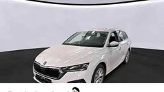 Candyweiß Gebraucht 2023 Skoda Octavia Style Kombi | 23.777 € (Fairer Preis)