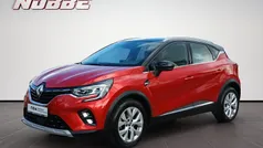 Rot Gebraucht 2021 Renault Captur Intens SUV | 17.750 € (Fairer Preis)