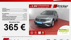 Silber (pyritsilber metallic) Gebraucht 2024 VW Tiguan Allspace Life SUV | 35.949 € (Superpreis)