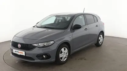 Grau Gebraucht 2018 Fiat Tipo S Limousine | 10.750 € (Fairer Preis)