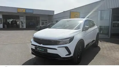 Second-hand Opel Grandland X Style 131 CP (96 kW) 2023 Alb SUV