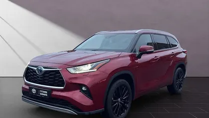 Gebraucht 2024 Toyota Highlander Luxury SUV | 62.990 € (Fairer Preis)