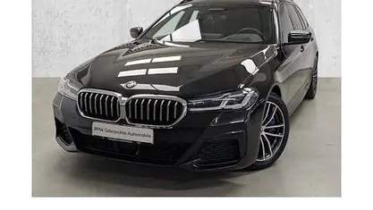 Schwarz Gebraucht 2021 BMW 530 M Sport Kombi | 32.290 € (Guter Preis)