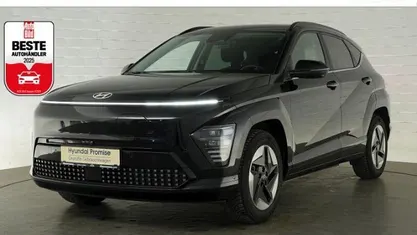 Abyss black Gebraucht 2025 Hyundai Kona Trend SUV | 29.924 € (Superpreis)