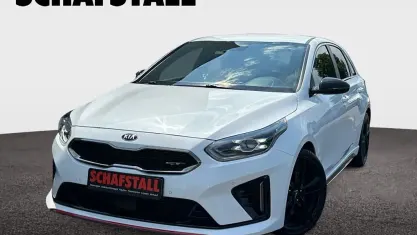 Gebraucht Kia Ceed GT Comfort 204 PS (150 kW) 2021 Weiss (deluxe white) Limousine