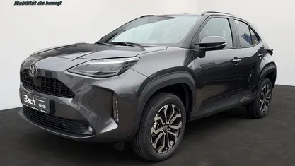 Gebraucht 2025 Toyota Yaris Cross SUV | 31.290 € (Fairer Preis)