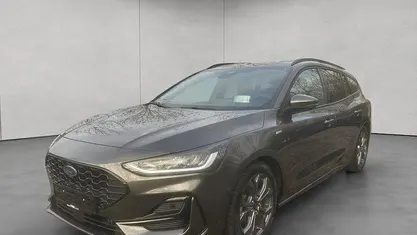 Gebraucht Ford Focus ST-Line 155 PS (114 kW) 2024 Grau Kombi
