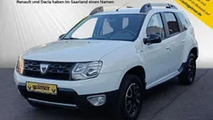 Weiß Gebraucht 2017 Dacia Duster Black Shadow SUV | 11.950 €