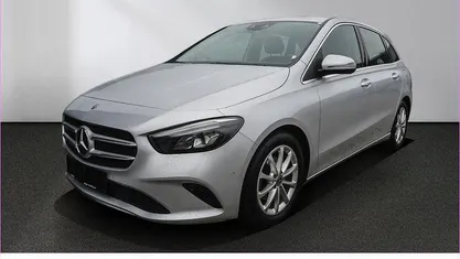 Gebraucht Mercedes B180 Progressive 136 PS (100 kW) 2021 Van / Kleinbus