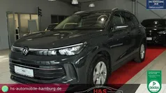 Uranograu Gebraucht 2024 VW Tiguan Life SUV | 35.400 € (Fairer Preis)