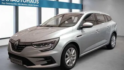 Silber Gebraucht 2023 Renault Mégane GrandTour Business Kombi | 15.480 € (Superpreis)