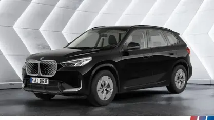 Neu BMW iX1 Performance 230 kW (313 PS) 2026 Schwarz SUV