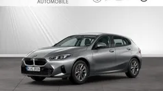 Skyscraper grau metallic Gebraucht 2024 BMW 120 Kleinwagen | 29.947 € (Superpreis)