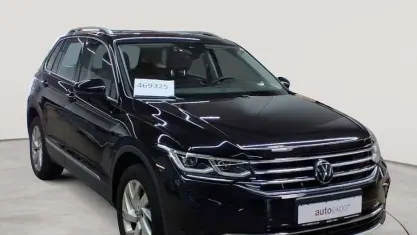 Gebraucht VW Tiguan Elegance 245 PS (180 kW) 2022 Deep black perleffekt SUV