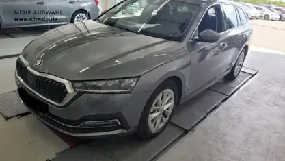 Gebraucht Skoda Octavia Style 150 PS (110 kW) 2023 Grau Kombi