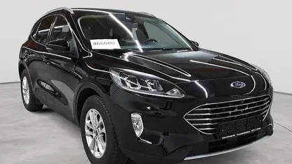 Gebraucht Ford Kuga Titanium 120 PS (88 kW) 2023 Agate black metallic SUV