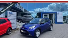 8y8)/ black mica (209) (blau Gebraucht 2022 Toyota Aygo Pulse Kleinwagen | 15.850 € (Fairer Preis)