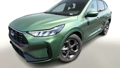 Nuova Ford Kuga ST-Line 179 CV (131 kW) 2025 Verde SUV