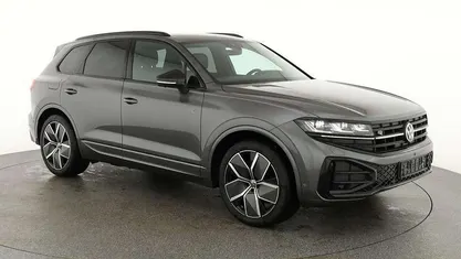 Silizium grau metallic Neu 2025 VW Touareg R-line SUV | 78.595 € (Superpreis)