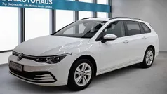 Weiß Gebraucht 2023 VW Golf VIII Life Kombi | 20.980 € (Fairer Preis)