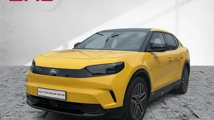 Vivid yellow (gelb) Neu 2025 Ford Capri Premium SUV | 49.950 € (Fairer Preis)