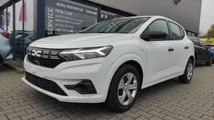 Weiß Gebraucht 2024 Dacia Sandero Essentiel Kleinwagen | 16.579 € (Fairer Preis)