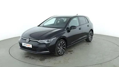 Gebraucht VW Golf VIII Active 150 PS (110 kW) 2021 Schwarz Limousine