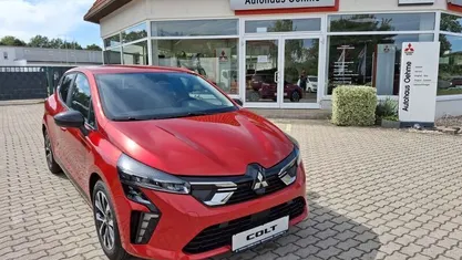 Rot Neu 2025 Mitsubishi Colt Plus Limousine | 19.990 € (Fairer Preis)