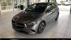 Metalliclack mountaingrau Gebraucht 2024 Mercedes B180 Progressive Van / Kleinbus | 30.550 € (Guter Preis)