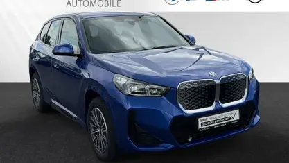 Gebraucht BMW iX1 M Sport 150 kW (204 PS) 2024 Portimao blau metallic SUV
