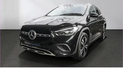 Gebraucht Mercedes GLA250 Progressive 160 PS (117 kW) 2021 Schwarz SUV