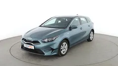 Grau Gebraucht 2022 Kia Ceed Vision Kleinwagen | 20.430 € (Fairer Preis)