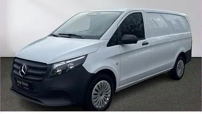 Gebraucht Mercedes Vito 163 PS (119 kW) 2024 Weiß Van