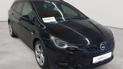 Używany Opel Astra Ultimate 122 KM (89 kW) 2021 Czarny Kombi