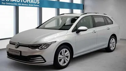 Gebraucht 2023 VW Golf VIII Life Kombi | 23.860 € (Fairer Preis)