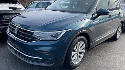 Gebraucht VW Tiguan Life 150 PS (110 kW) 2022 SUV