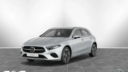 Gebraucht Mercedes A180 Progressive 136 PS (100 kW) 2023 Iridiumsilber metallic Limousine