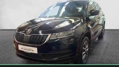 Gebraucht Skoda Karoq Drive 190 PS (139 kW) 2020 Blackmagic perleffekt (schwarz) SUV