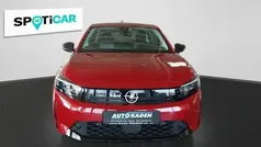 Peperoncino red (rot) Gebraucht 2024 Opel Corsa Basis Limousine | 15.490 € (Fairer Preis)