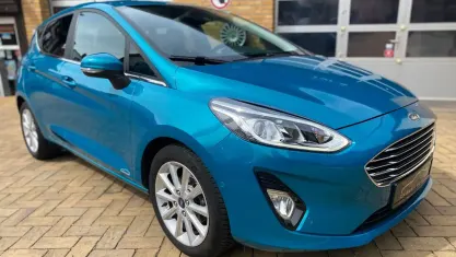 Gebraucht Ford Fiesta Titanium 101 PS (74 kW) 2017 Blau Kleinwagen
