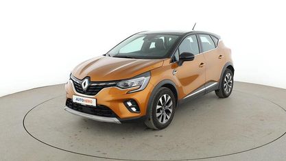 Używany Renault Captur Intens 116 KM (85 kW) 2020 Pomarańczowy SUV