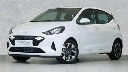 Gebraucht Hyundai i10 Trend 63 PS (46 kW) 2025 Kleinwagen