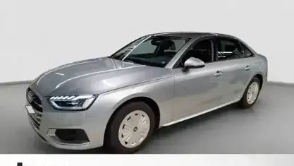 Usata Audi A4 Advanced 163 CV (119 kW) 2025 Argento Berlina