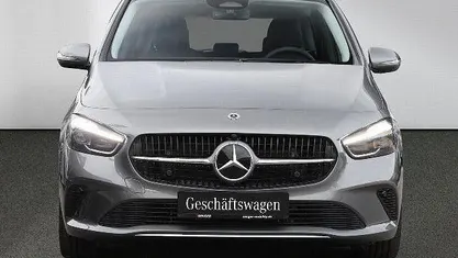 Gebraucht 2025 Mercedes B180 Progressive Van / Kleinbus | 32.880 € (Fairer Preis)