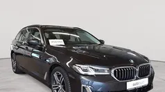 Sophistograu brillanteffekt metallic Gebraucht 2021 BMW 530 Luxury Line Kombi | 25.490 € (Superpreis)