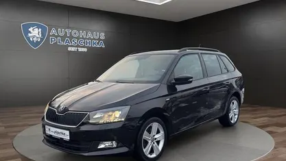 Schwarzmagic perleffekt Gebraucht 2017 Skoda Fabia Drive Kombi | 7.950 € (Fairer Preis)