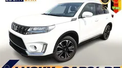 Cool white pearl metallic Gebraucht 2022 Suzuki Vitara Comfort+ SUV | 18.770 € (Fairer Preis)