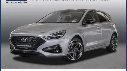 Gebraucht Hyundai i30 Edition 30+ 160 PS (117 kW) 2021 Shimmering silver (silber) Kleinwagen