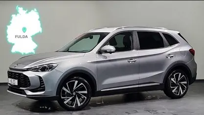 Gebraucht MG ZS Luxury 197 PS (144 kW) 2025 Silber, cosmic silver SUV